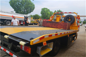 盐亭附近拖车电话号码服务